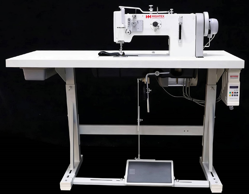 Machine � coudre industrielle triple entra�nement Durkopp ADLER 267
