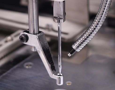 MLK700 Heavy Duty Programmable Automatic Webbing Sewing Machine with ...